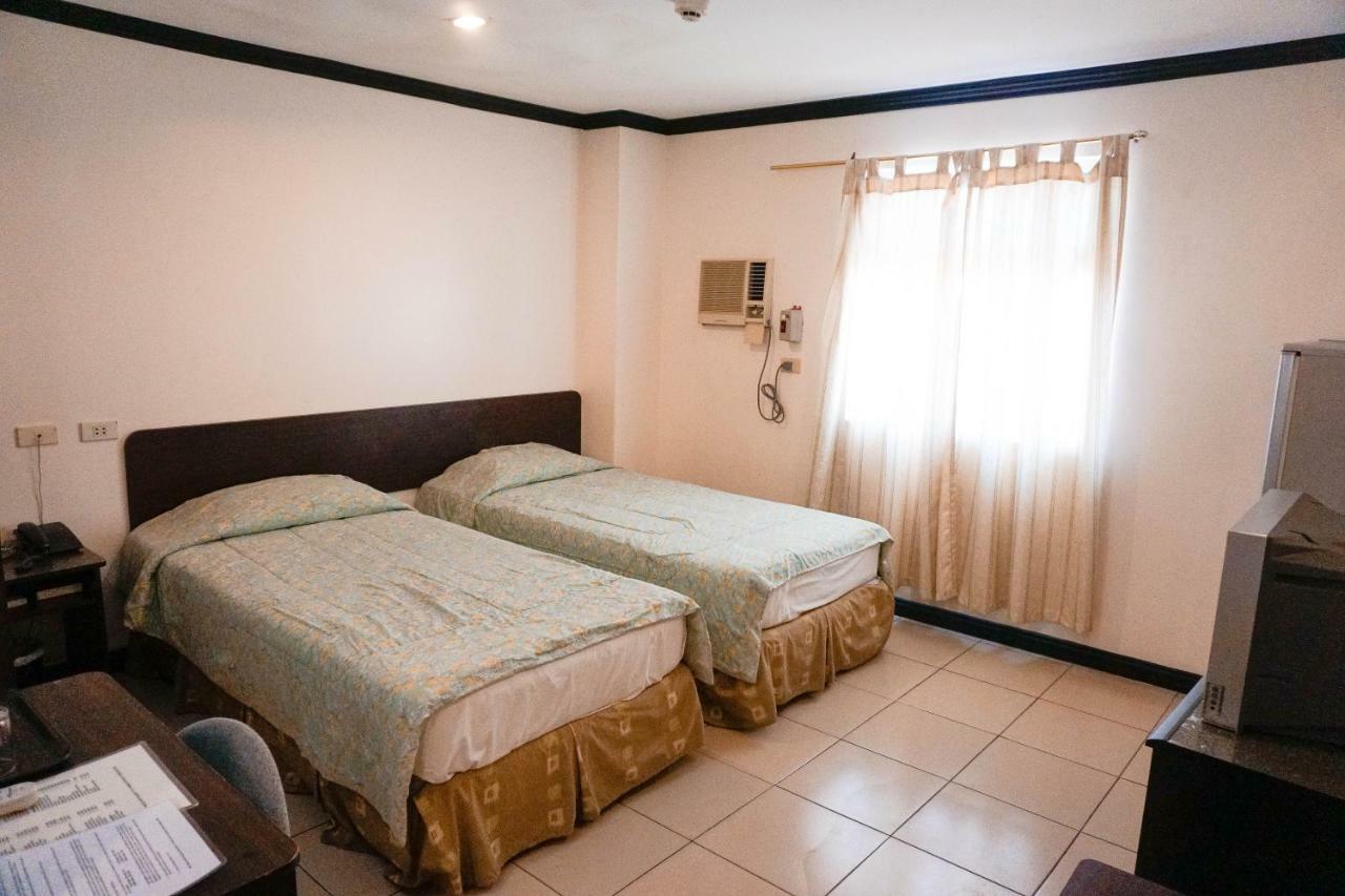Crowne Garden Hotel Cebu Eksteriør bilde